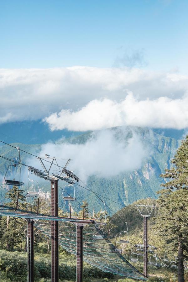 Sounkyo Onsen Kumoi Hotel คามิคาวะ ภายนอก รูปภาพ